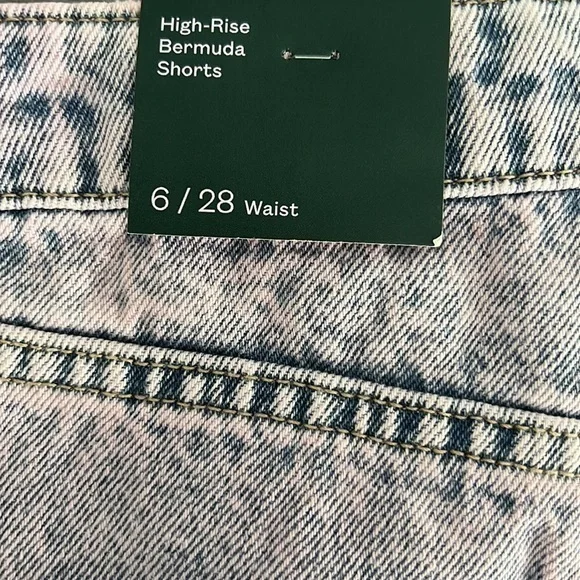 Wild Fable Women's High-Rise Bermuda Jean‎ Shorts Pink Acid Wash Size 6 - Picture 3 of 7